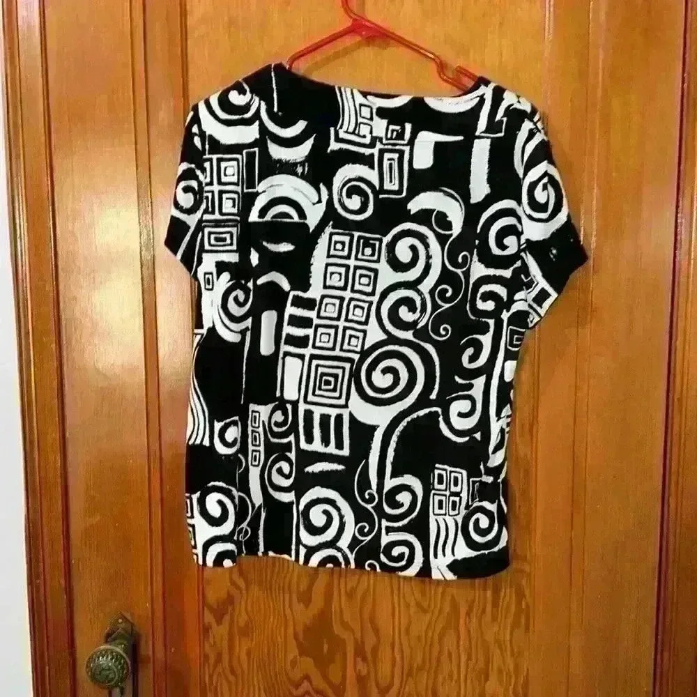 600 west top Sz Xl. - Picture 3 of 3